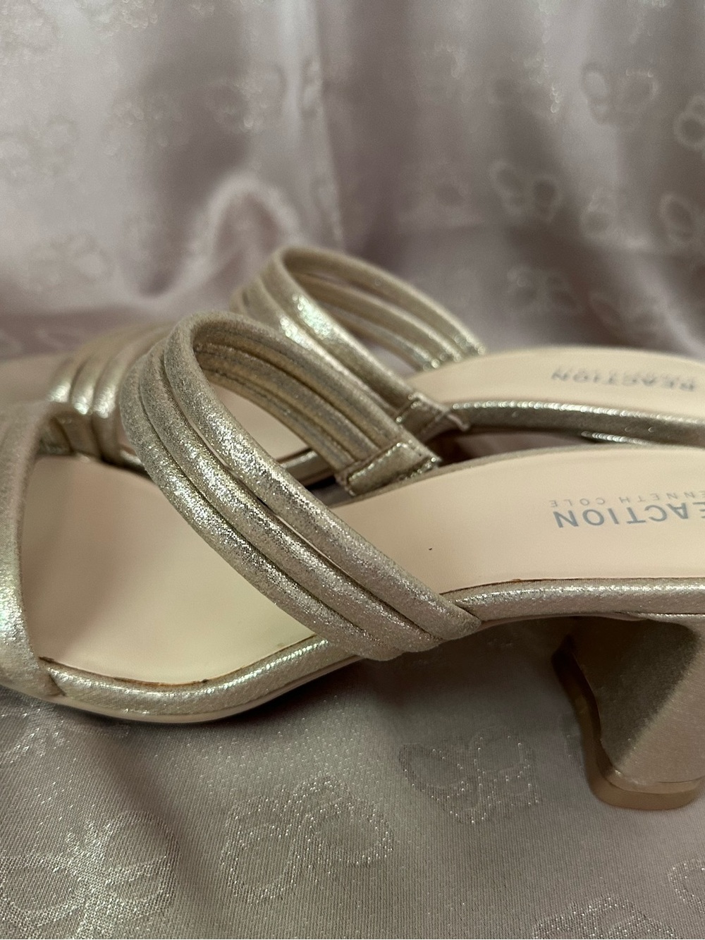 Reaction Kenneth Cole Metallic Gold Strappy Low Heel Mules - Picture 2 of 6
